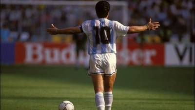 Диего Марадон - «Золотой мальчик» и бунтарь: Весь мир скорбит по легенде футбола Марадоне - 5-tv.ru - Аргентина