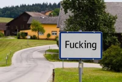 В Австрии сменили название деревни Fucking: местные жители устали от насмешек - kp.ua - Австрия - Германия