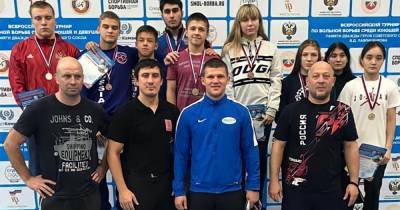 Иван Демидов - Борцы из Калининграда завоевали 11 медалей на всероссийском турнире - klops.ru - Смоленск - Калининград