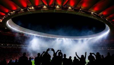 Хавьер Тебас - Ла Лига обсудит с испанским правительством возращение трех тысяч зрителей на трибуны - sportarena.com - Англия - Испания - Мадрид