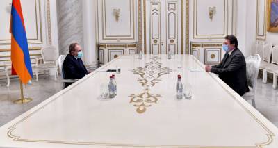 Никол Пашинян - Пашинян провел очередную встречу с бизнесменами - ru.armeniasputnik.am - Армения
