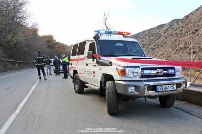 Три человека погибли при падении автомобиля в реку в Мцхета - newsgeorgia.ge - Грузия