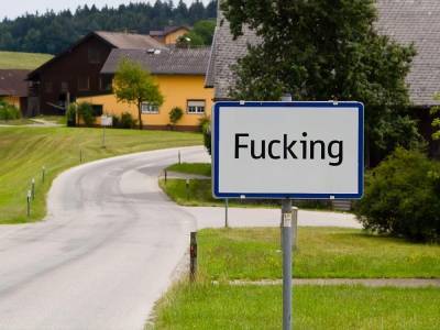 Австрийское село Fucking сменит название из-за насмешек и кражи дорожных знаков - gordonua.com - Австрия - Украина - Германия