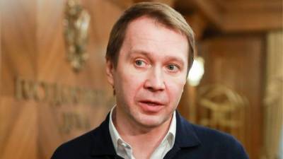 Евгений Миронов - Туберкулез, саратовские «связи» и тайный ребенок: секреты Евгения Миронова - 5-tv.ru - Россия