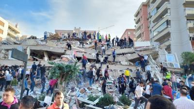 Реджеп Тайип Эрдоган - Четыре человека погибли из-за землетрясения в Турции - russian.rt.com - Турция - Измир