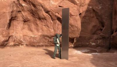 Загадочный металлический монолит, найденный в пустыне в США – исчез - news.24tv.ua - США - Юта