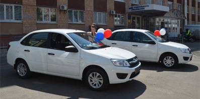 Орловцы, пострадавшие на производстве, получили автомобили Lada - vechor.ru - Россия - Украина