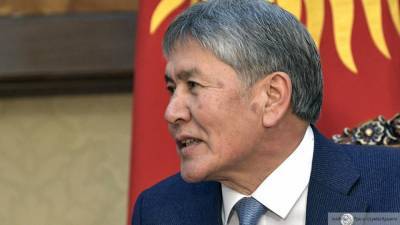 Алмазбек Атамбаев - Азиз Батукаев - Суд отменил приговор бывшему президенту Киргизии Атамбаеву - inforeactor.ru - Киргизия