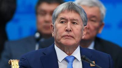 Алмазбек Атамбаев - Азиз Батукаев - Верховный суд Киргизии отправил на пересмотр дело Атамбаева - russian.rt.com - Киргизия - Бишкек