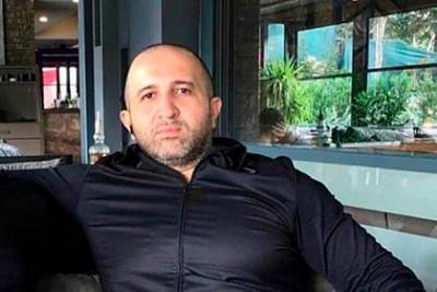 Надир Салифов - Вора в законе Рафета побили и лишили титула из-за позорящего статус бизнеса - lenta.ru - Турция - Азербайджан