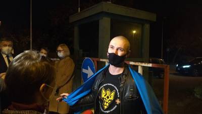 Виталий Маркив - Освобожденный итальянским судом боевик Маркив хочет привлечь к ответственности виновных в его заключении - news-front.info - Украина - Италия