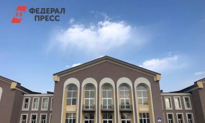Дмитрий Азаров - Александр Хинштейн - В Самарской области отремонтирован крупнейший сельский дом культуры - fedpress.ru - Самара - Самарская обл.