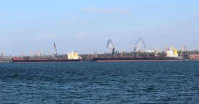 МТП «Южный» одновременно загружает три судна ЖРС - gmk.center - Украина - Мальта - Греция - Маршалловы Острова - Южный