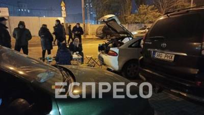 В Киеве в правительственном квартале все еще перекрыто движение представителями "евроблях" - ru.espreso.tv - Украина - Киев