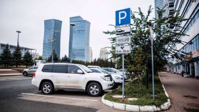 Акимат Нур-Султана заявил, что деньги за "незаконные" платные парковки оператор присвоил себе, в компании это отрицают - informburo.kz