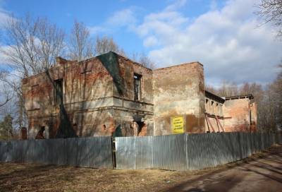 Руины усадьбы «Отрада» в Ломоносове продают за 10 млн рублей на «Авито» - online47.ru - Зеленогорск