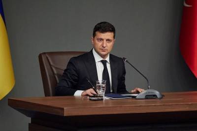 Владимир Зеленский - Петр Порошенко - Михаил Погребинский - Михаил Погребинский: “Зеленский борется с Порошенко за звание “любимой жены султана” в США” - actualnews.org - США - Украина - Вашингтон