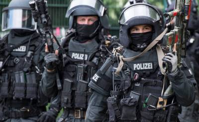 Хорст Зеехофер - В немецкой полиции сообщили, что в Германии может в любой момент произойти исламистская атака - news-front.info - Германия - Вена