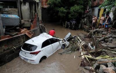 Бразилию накрыло мощное наводнение - korrespondent.net - Бразилия