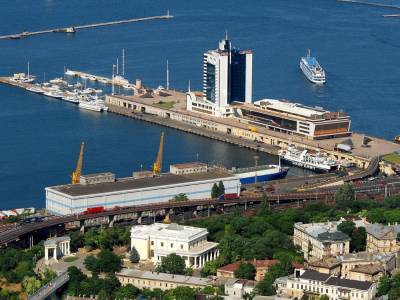 Больных COVID-19 в Одессе собираются размещать на Морском вокзале - gordonua.com - Одесса