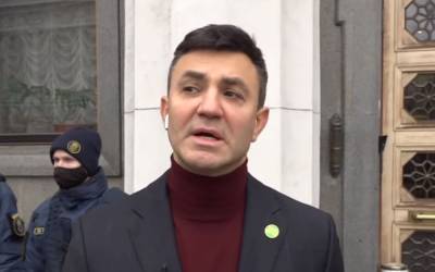 Дмитрий Разумков - Давид Арахамия - Николай Тищенко - Тищенко собрался святой водой "чистить карму" Верховной Рады: "А на Банковую - экзорциста" - politeka.net - Украина