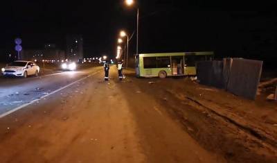 ДТП с участием автобуса произошло в Тюмени в районе Лесобазы - nashgorod.ru - Тюмень