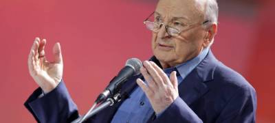 Михаил Жванецкий - "Научил правильно себя вести": директор Нацмузея Карелии откликнулся на смерть Жванецкого - stolicaonego.ru - республика Карелия