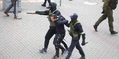 Андрей Кравченко - Протесты в Минске: задержаны более 200 человек, слышны выстрелы - sharij.net - Белоруссия - Минск