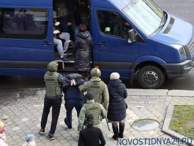 Андрей Кравченко - На протестах в Белоруссии задержаны более тысячи человек - novostidnya24.ru - Белоруссия - Минск - Гомель - Витебск - Бобруйск - Пинск