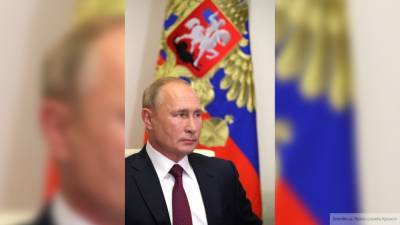 Владимир Путин - Путин отметил перспективы развития нефтехимии в России - polit.info - Россия