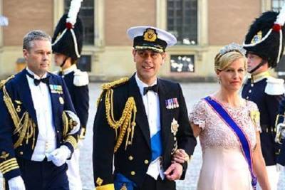 принц Уильям - Елизавета II - принц Гарри - Кейт Миддлтон - принц Эдвард - Елизавета II нашла, кем заменить принца Гарри и Меган Маркл - versia.ru - США - Англия