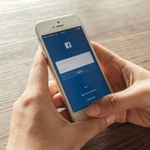 В работе Facebook и Instagram произошел глобальный сбой - reporter-ua.com - Австралия - Япония - Манила
