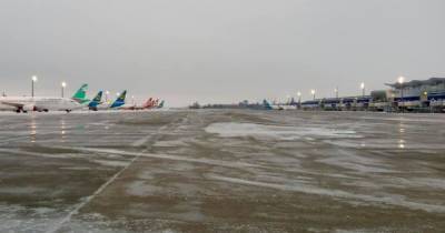 Гололед в Киеве: аэропорты работают с перебоями - focus.ua - Киев - Борисполь
