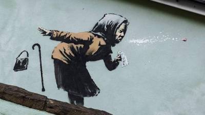 Граффити Бэнкси за первые часы собрало два миллиона лайков в инстаграме - piter.tv - Англия