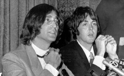 Джон Леннон - Пол Маккартни - Daily Express (Великобритания): «Битлз» сокрушили доверие к Советскому Союзу, потому что их песни запретили за «декадентство» - inosmi.ru - Россия - Англия - Нью-Йорк