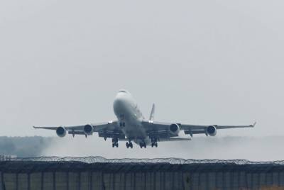 Ледяной дождь парализовал работу аэропортов: самолеты не могут приземлиться, подробности - akcenty.com.ua - Киев