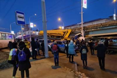 Во Владивостоке произошло массовое ДТП с 16 машинами - aif.ru - Приморье край - Владивосток