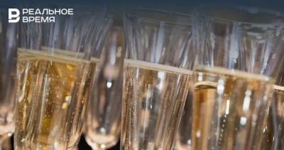 Виктор Тутельян - В Минздраве России назвали оптимальную дозу шампанского на Новый год - realnoevremya.ru