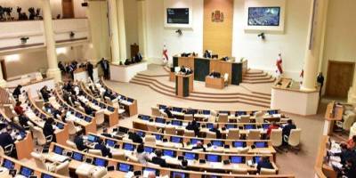 В Грузии новый парламент приступил к работе, несмотря на бойкот оппозиции - nv.ua - Грузия - Парламент