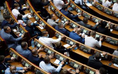 Раде рекомендуют защитить украинцев от коллекторов: что предлагает закон - rbc.ua