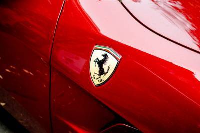 Philip Morris - Гендиректор Ferrari неожиданно ушел в отставку: акции мирового производителя спорткаров упали - 24tv.ua - шт. Калифорния