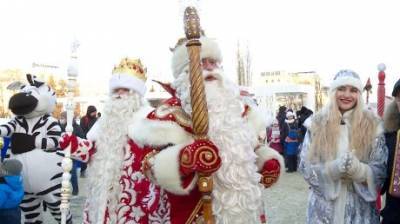 Деды Морозов - Деды Морозы пожелали пензенцам всего наилучшего - penzainform.ru - Пенза