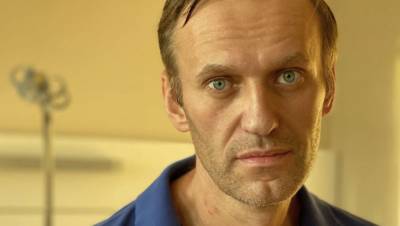 Алексей Навальный - Британские СМИ сообщили о двойном отравлении Навального - gazeta.ru - Англия - Берлин - Омск - Томск