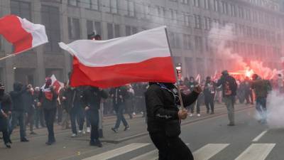 Матеуш Моравецкий - В Варшаве проходит митинг противников закона об абортах - russian.rt.com - Варшава