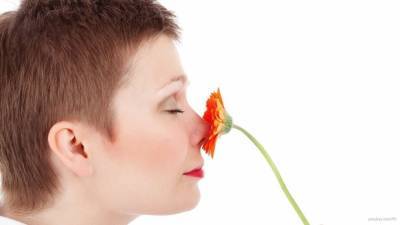 Ученые выяснили, как звуки и запахи влияют на самооценку человека - newinform.com