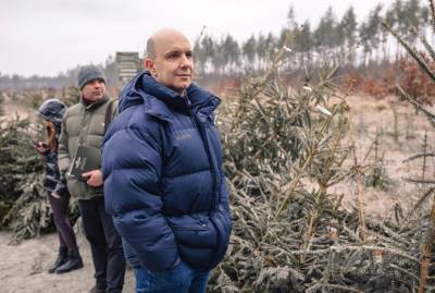 Роман Абрамовский - Министр экологии попросил украинцев купить домой живую новогоднюю елку - kp.ua