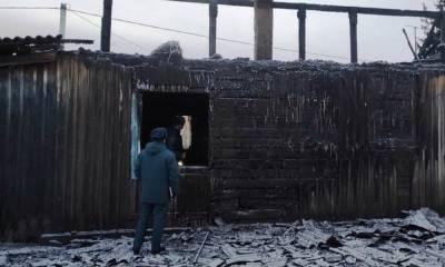 Женщина и двое маленьких детей погибли на пожаре - gubdaily.ru - Иркутская обл. - район Тулунский