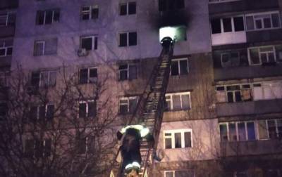 В Харькове ночью горела многоэтажка, есть жертвы - korrespondent.net - Харьков - район Киевский - Гсчс