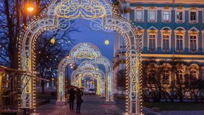 Около 95% туристов отказались от новогодних туров в Петербург - dp.ru - Санкт-Петербург