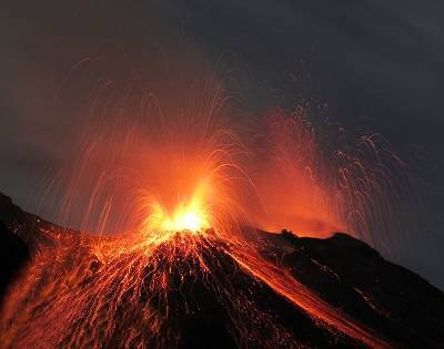 На Сицилии проснулся вулкан «Этна», столб пепла – свыше 5 км - inform-ua.info